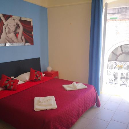 Il Da Vinci Casa Vacanze Giovinazzo Exterior foto